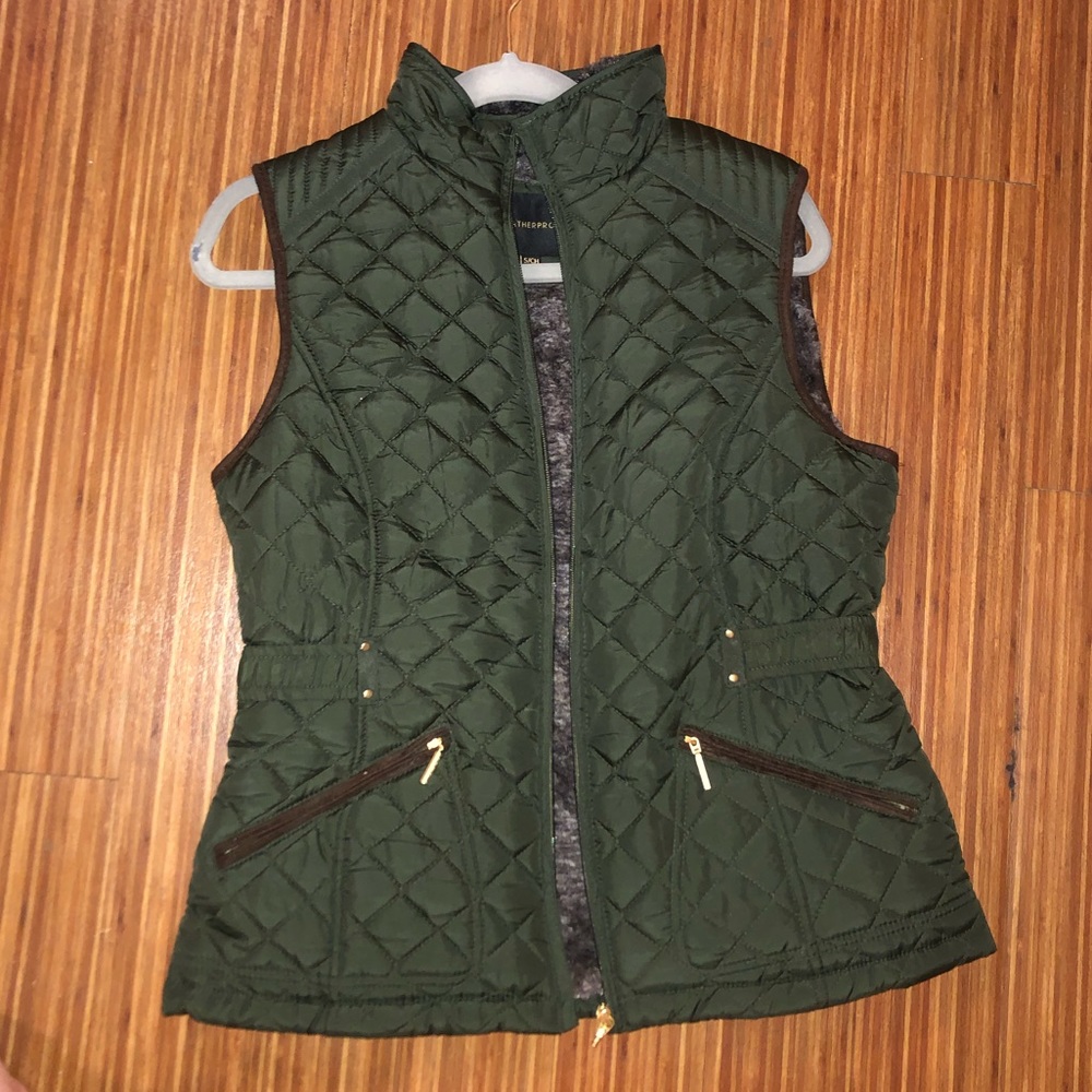 Fleece lined green vest
